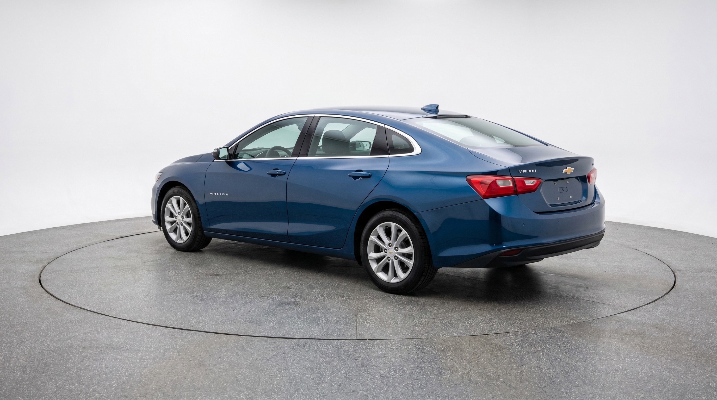 Used 2024 Chevrolet Malibu LT FWD image 6
