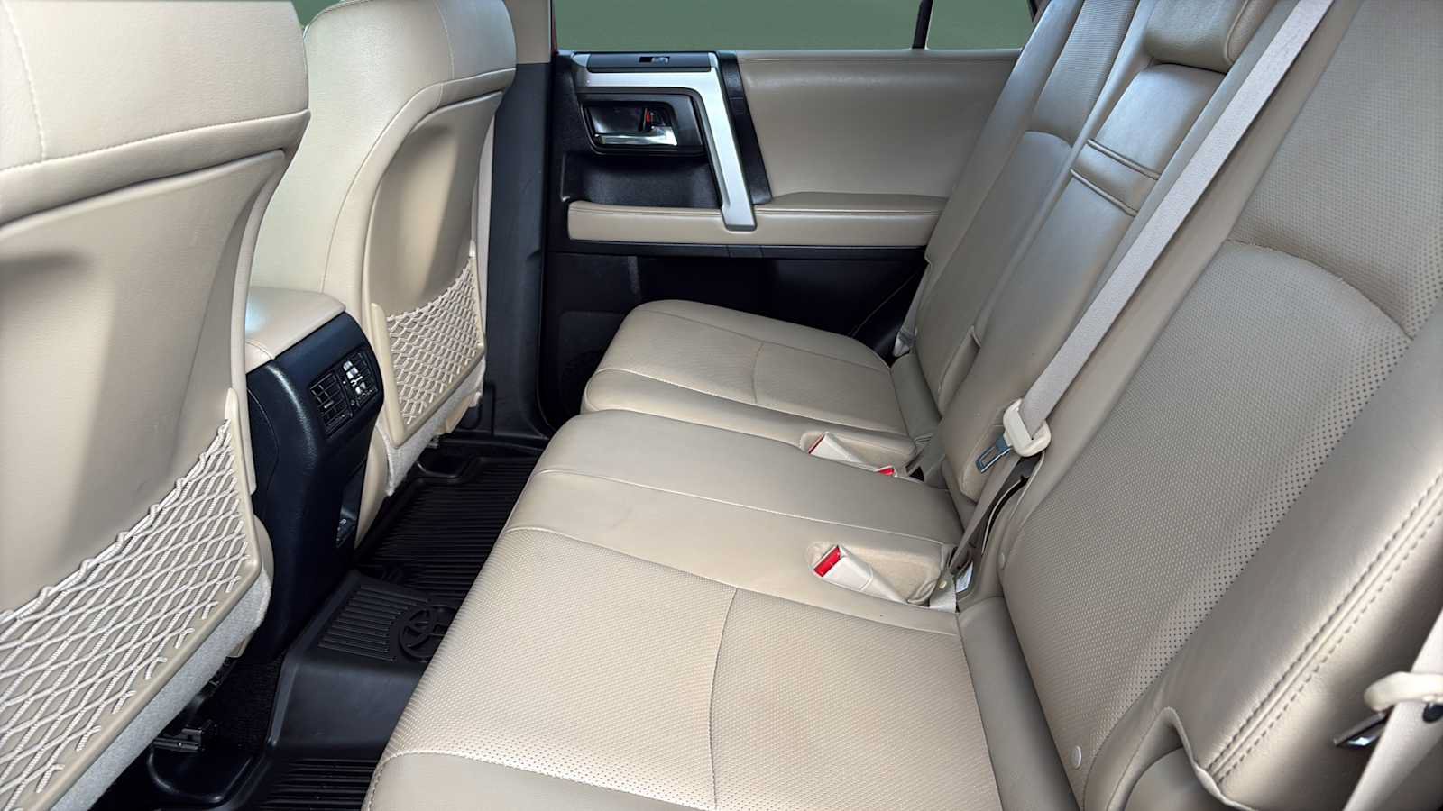 Used 2023 Toyota 4Runner Limited AWD/4WD image 23