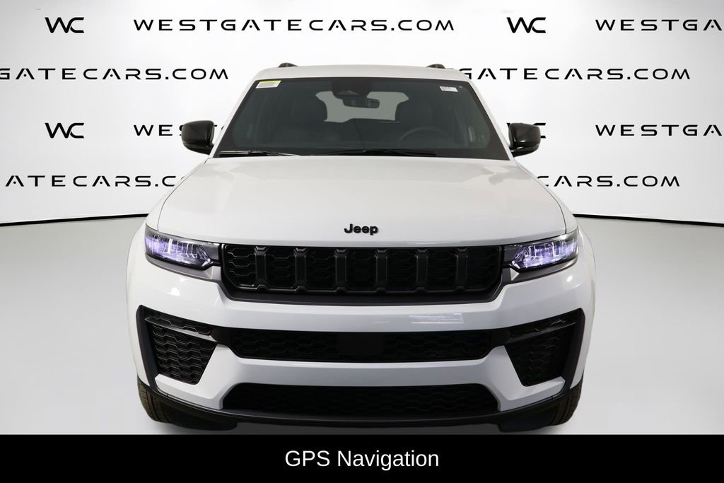New 2026 Jeep Grand Cherokee Laredo image 2