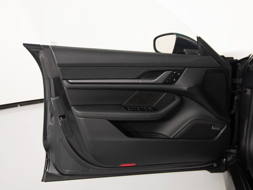 New 2026 Porsche Taycan 4S AWD/4WD image 12