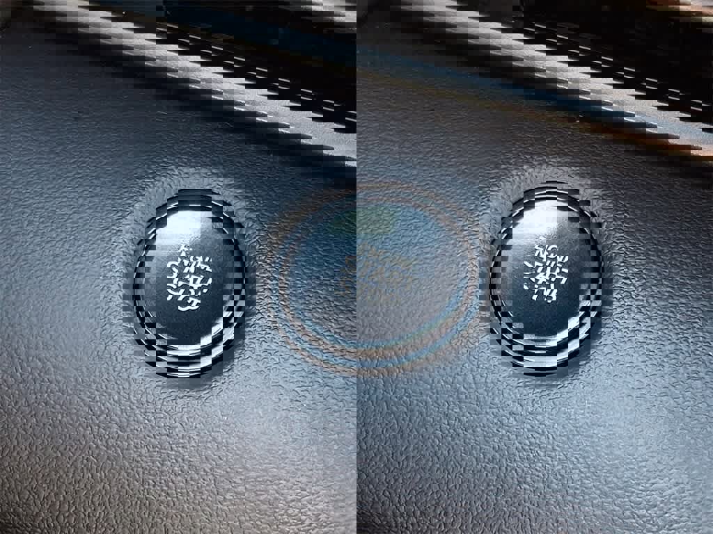 Used 2025 Hyundai Elantra Sport image 22