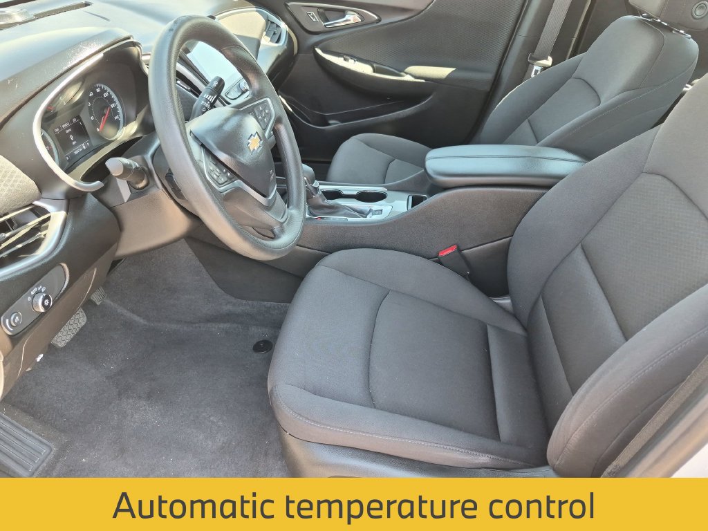 Used 2023 Chevrolet Malibu LT FWD image 15