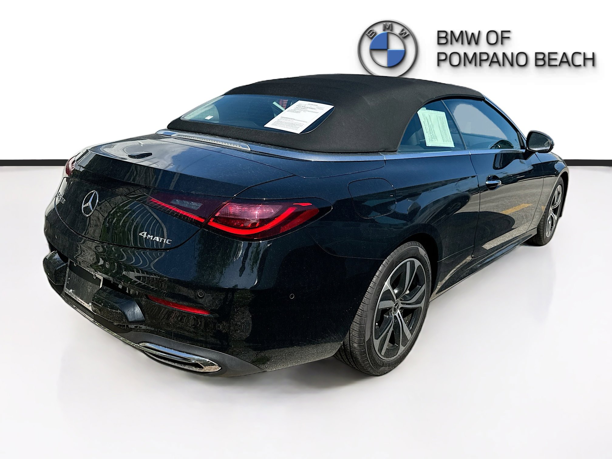 Used 2025 Mercedes-Benz CLE 300 4MATIC Cabriolet image 4