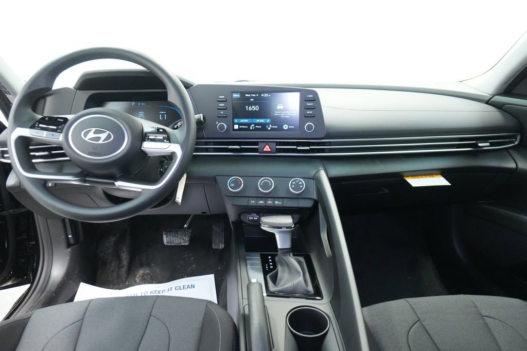 New 2026 Hyundai Elantra SE image 27