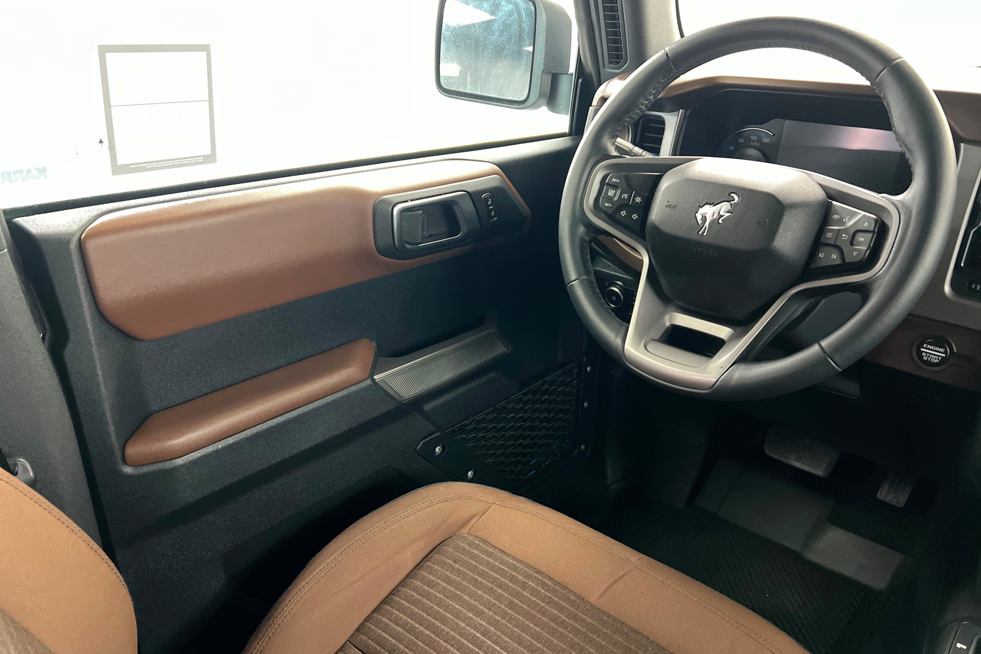 Used 2023 Ford Bronco Outer Banks AWD/4WD image 12