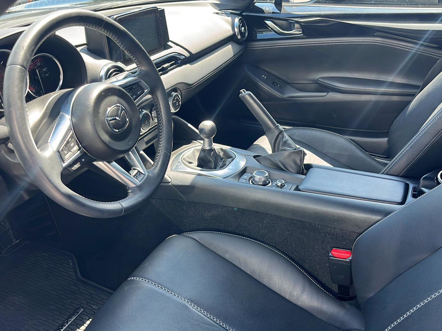 Used 2022 MAZDA MX-5 Miata Grand Touring w/ Weather Package RWD image 8