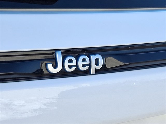 Used 2024 Jeep Grand Cherokee Limited 4xe image 36