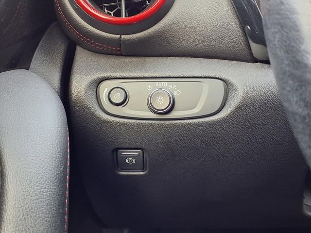 Used 2020 Chevrolet Blazer RS image 19