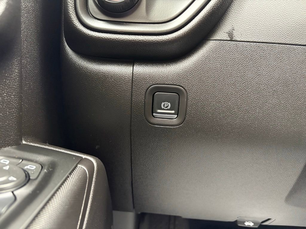 Used 2025 Chevrolet Silverado 1500 Custom w/ Turbomax Blackout Package image 30