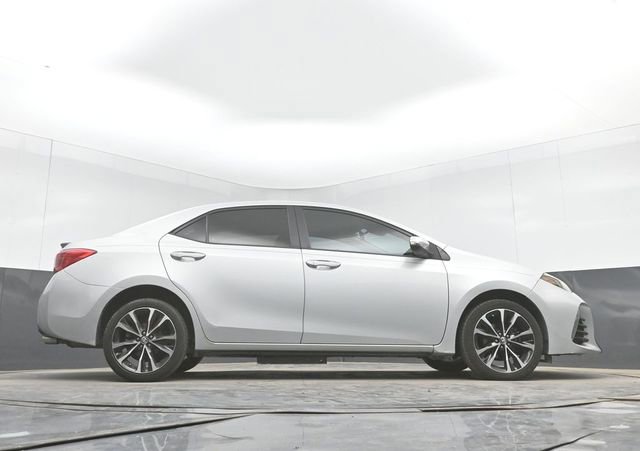 Used 2018 Toyota Corolla SE FWD image 34