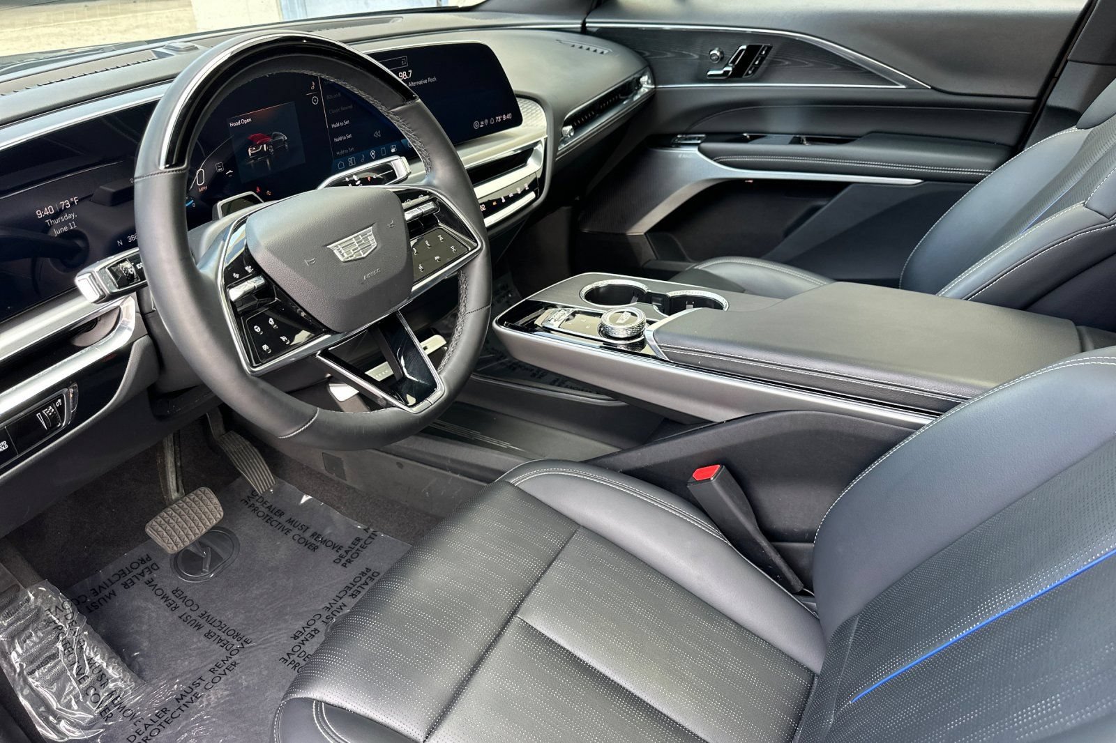 Certified 2024 Cadillac Lyriq Sport AWD/4WD image 10