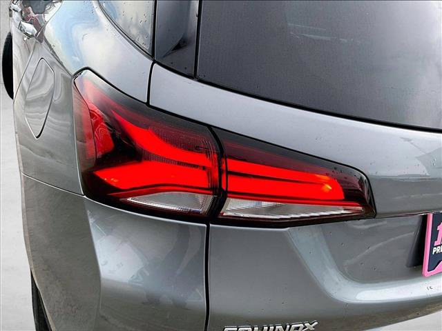 Used 2023 Chevrolet Equinox Premier FWD image 29