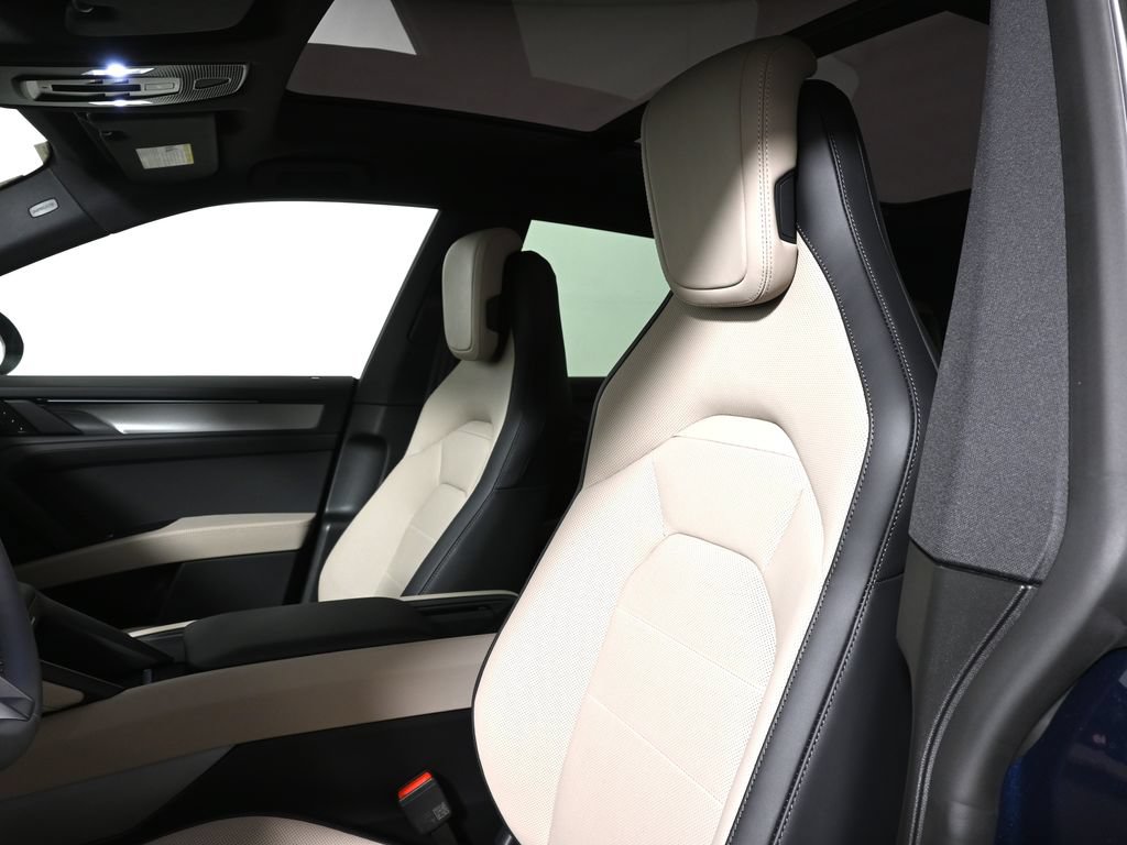 New 2026 Porsche Cayenne Electric AWD/4WD image 15