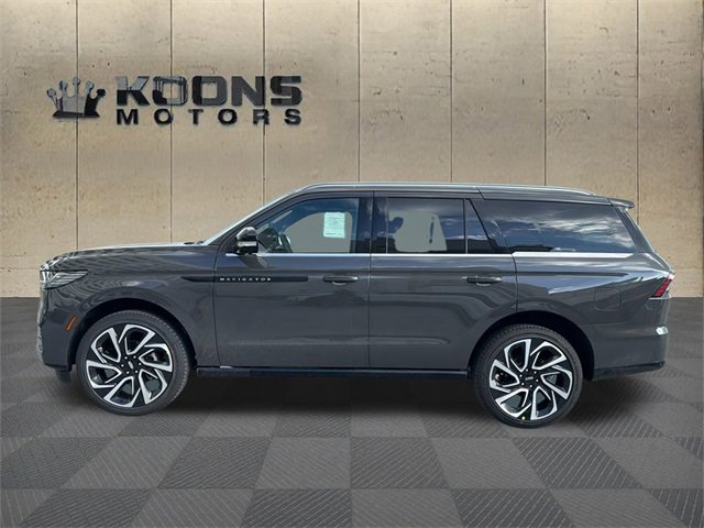 New 2026 Lincoln Navigator Black Label video 2