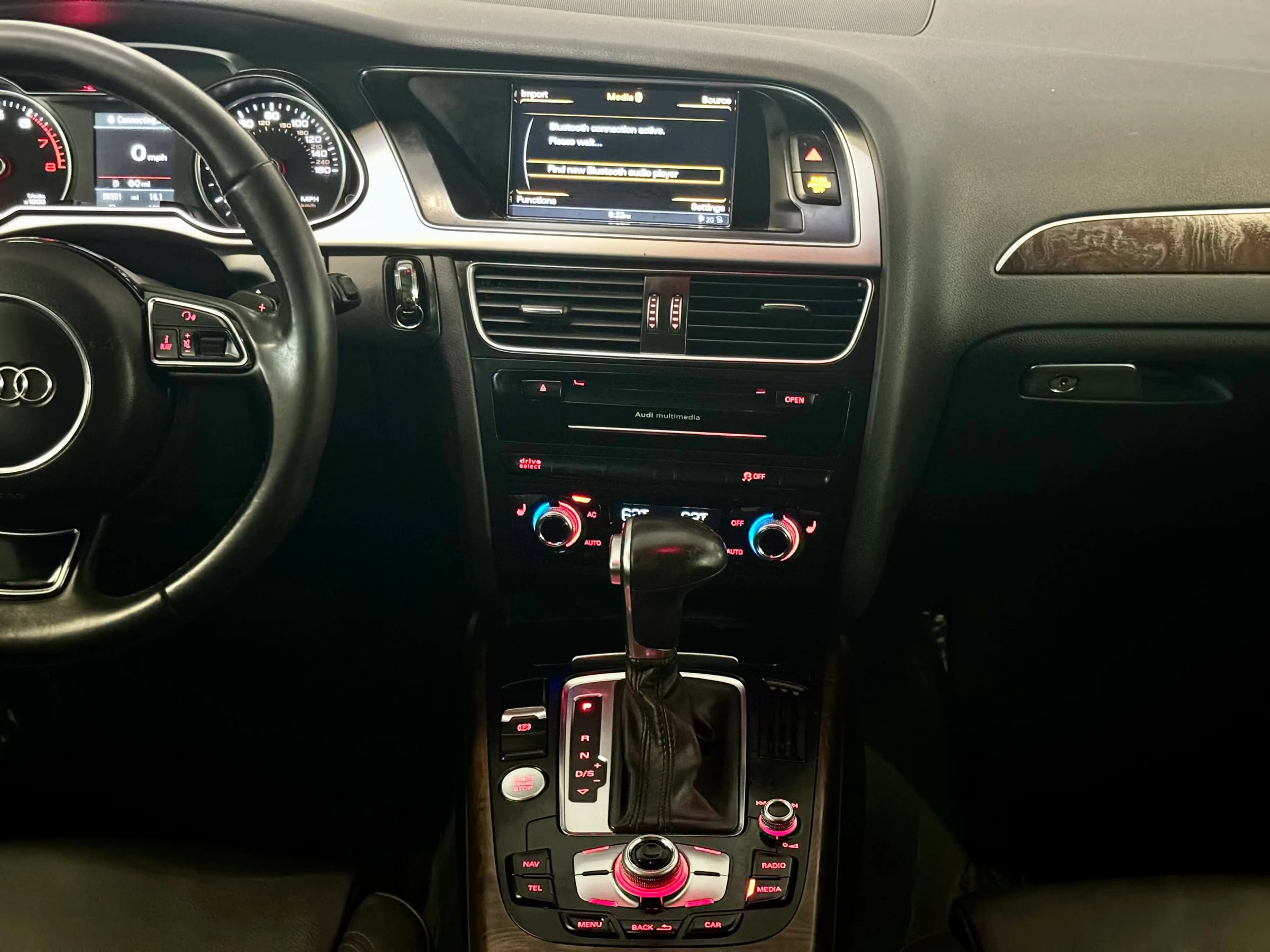 Used 2013 Audi A4 Prestige w/ Prestige Pkg AWD/4WD image 14
