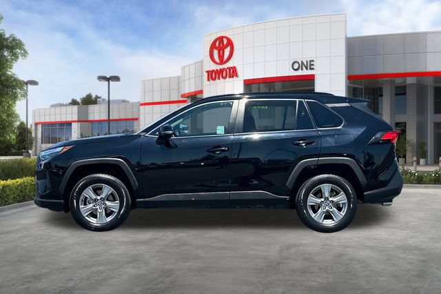 Used 2024 Toyota RAV4 XLE FWD image 9