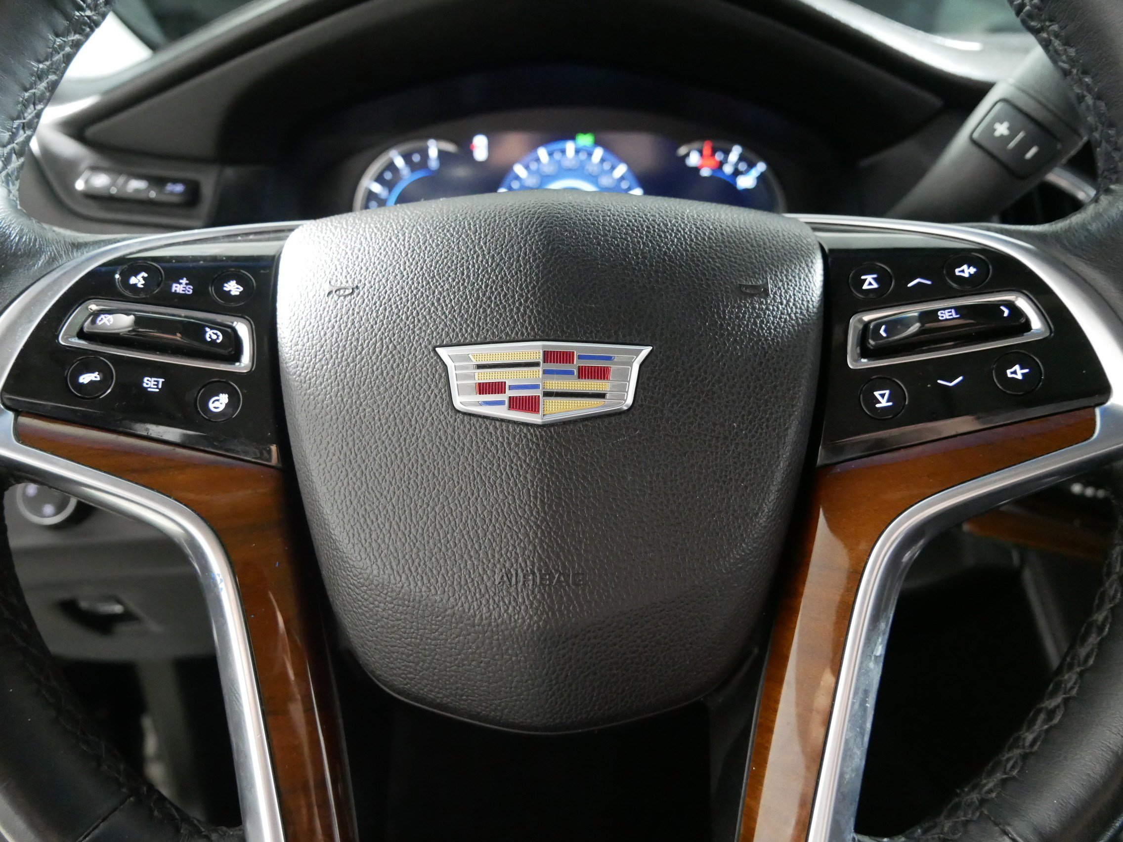 Used 2016 Cadillac Escalade Premium image 25