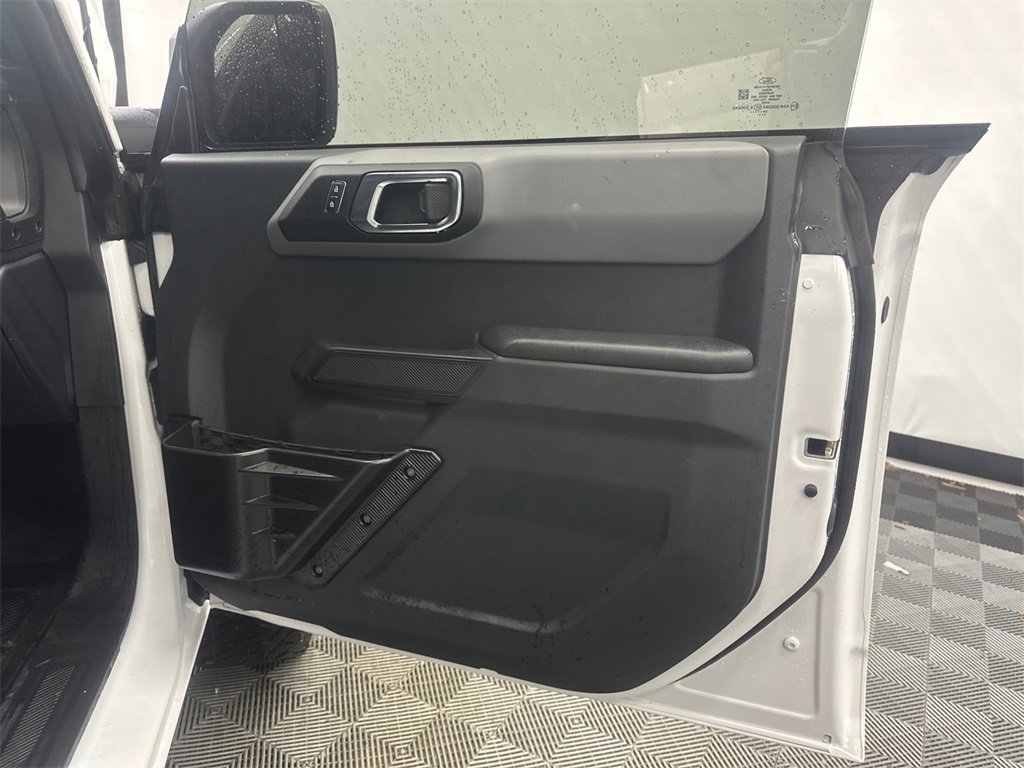 Used 2024 Ford Bronco Big Bend image 15