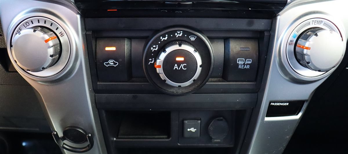Used 2022 Toyota 4Runner SR5 AWD/4WD image 45