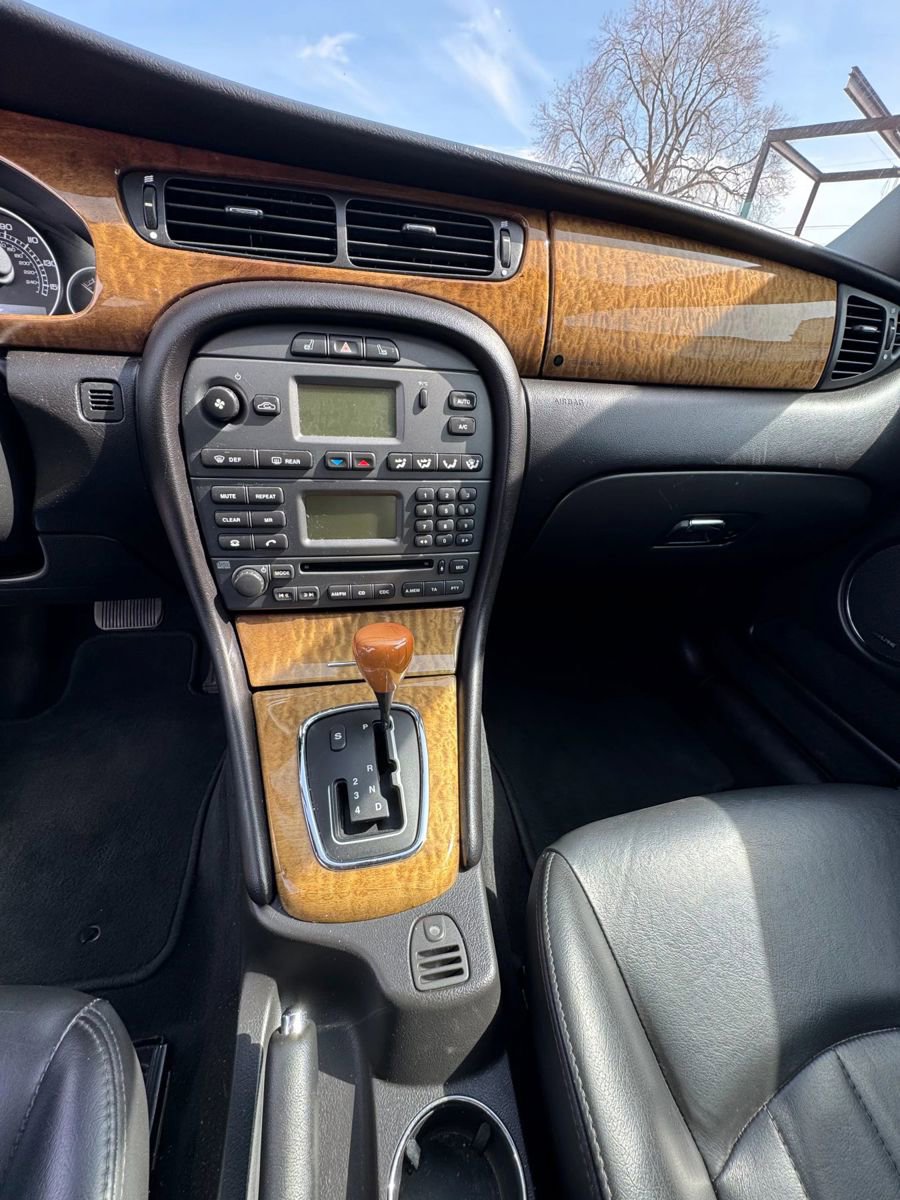 Used 2005 Jaguar X-TYPE 3.0 AWD/4WD image 8