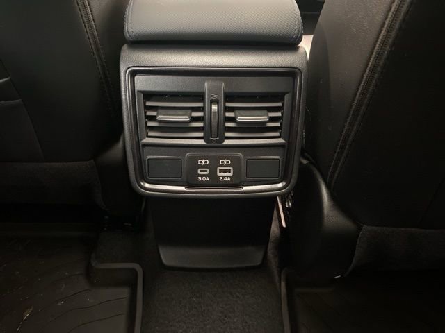 Certified 2025 Subaru Forester Limited image 14