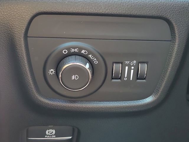 Used 2025 Jeep Grand Cherokee Summit w/ Adv Protech Group IV AWD/4WD image 30