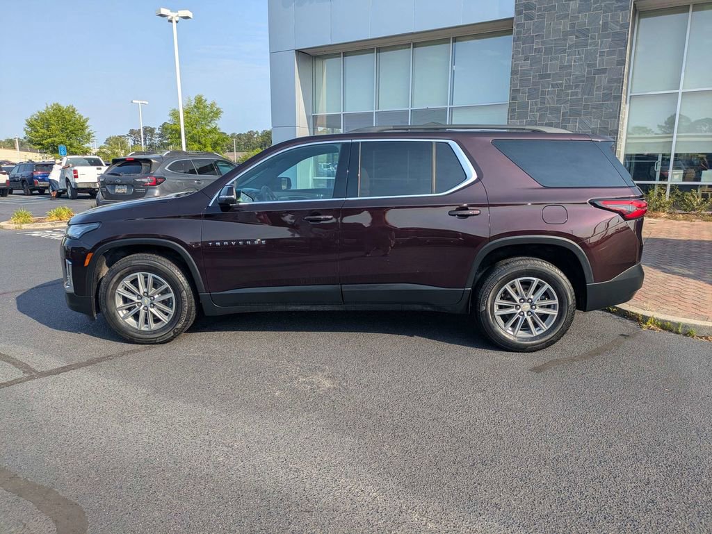 Used 2022 Chevrolet Traverse LT FWD image 8