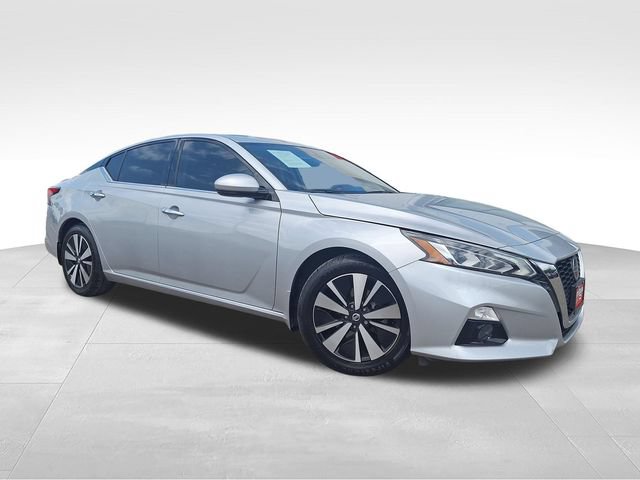 Certified 2022 Nissan Altima 2.5 SL FWD image 1