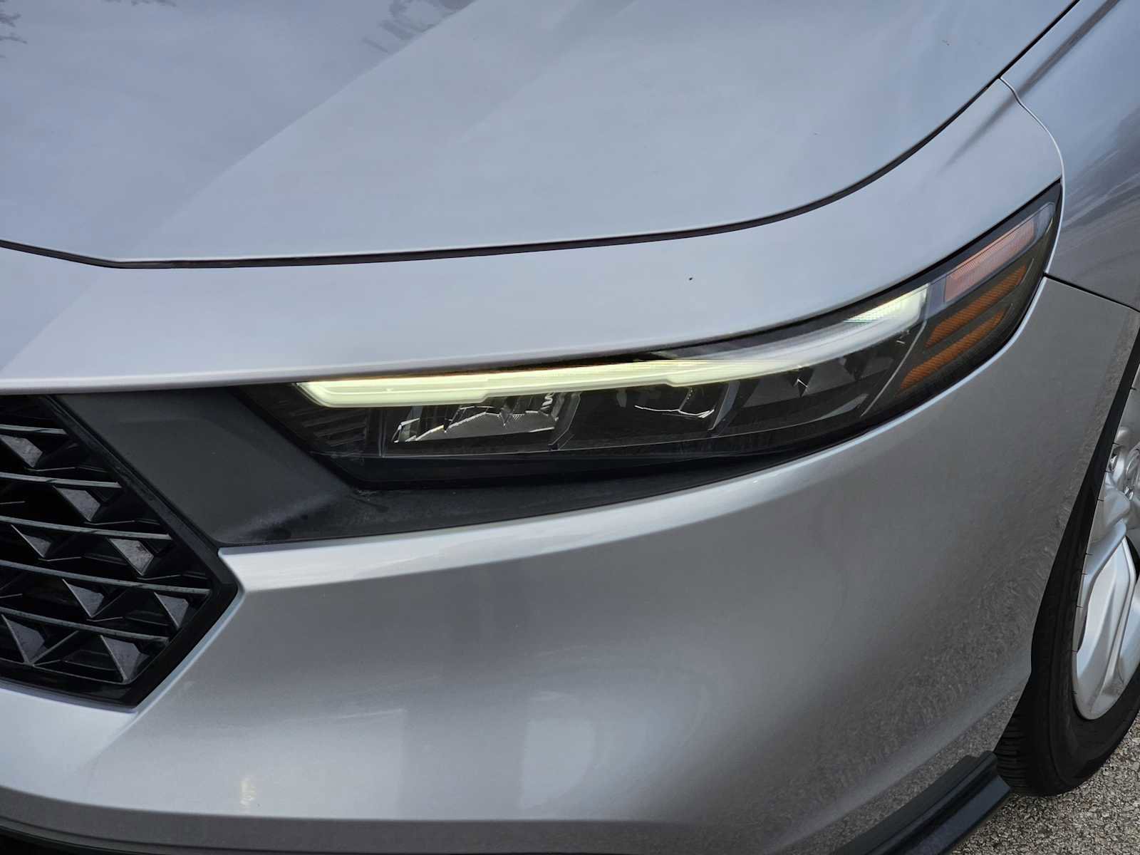 Used 2023 Honda Accord LX image 7