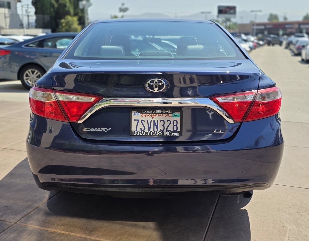 Used 2016 Toyota Camry LE FWD image 10