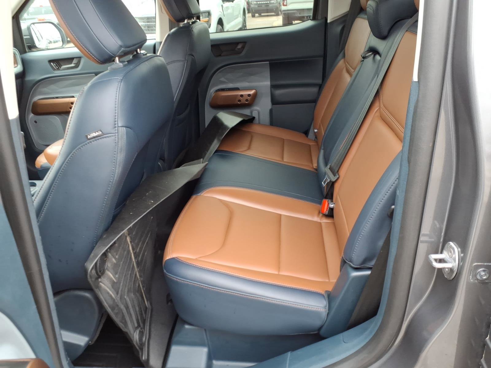 Used 2022 Ford Maverick Lariat w/ Lariat Luxury Package image 13