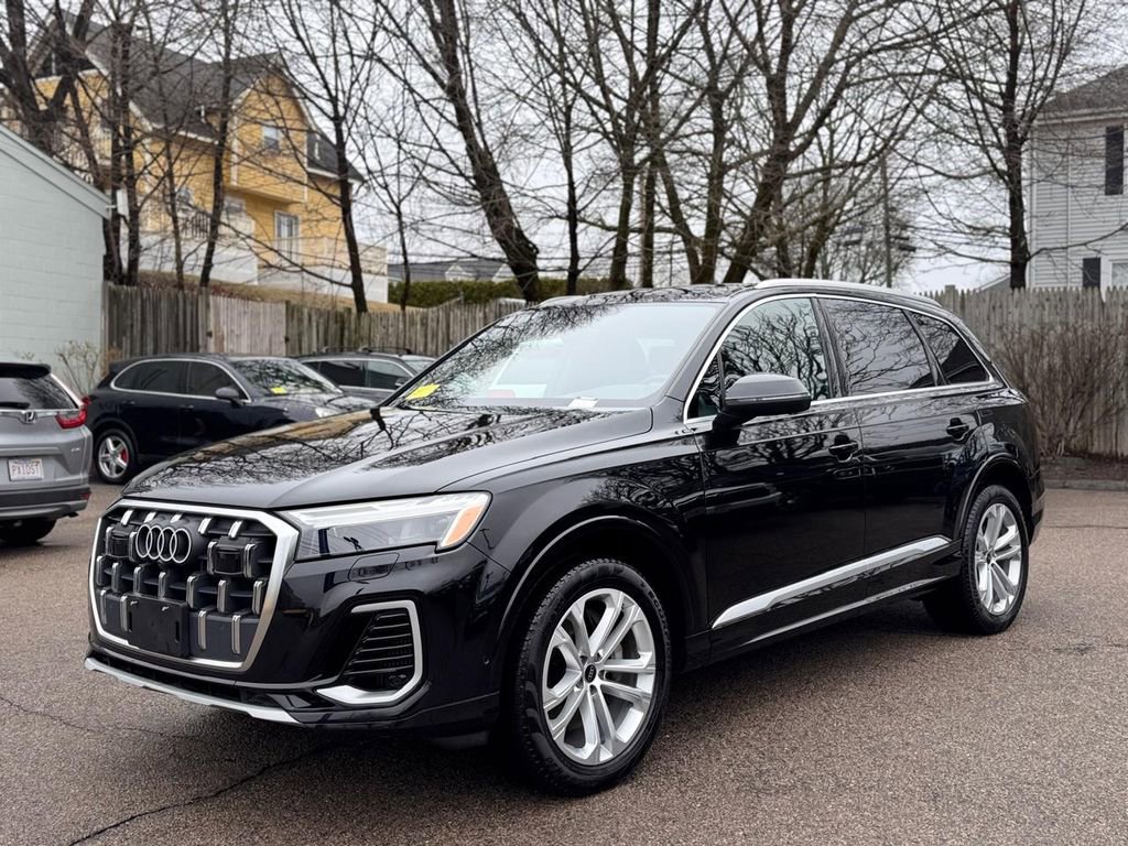 Used 2025 Audi Q7 3.0T Premium Plus image 2