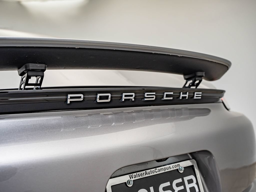 Used 2017 Porsche 718 Cayman RWD image 21