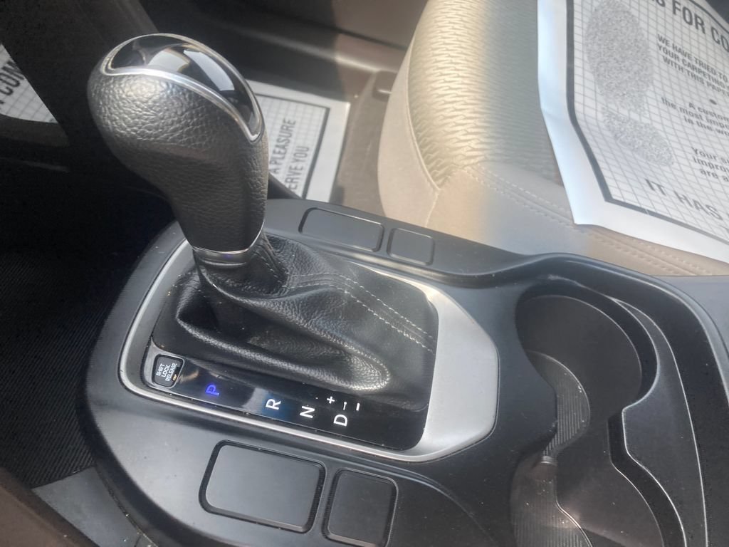 Used 2017 Hyundai Santa Fe Sport AWD/4WD image 30