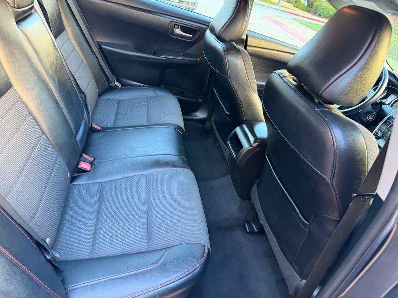 Used 2016 Toyota Camry SE FWD image 82