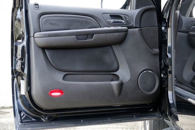 Used 2007 Cadillac Escalade 2WD w/ Information Package image 25