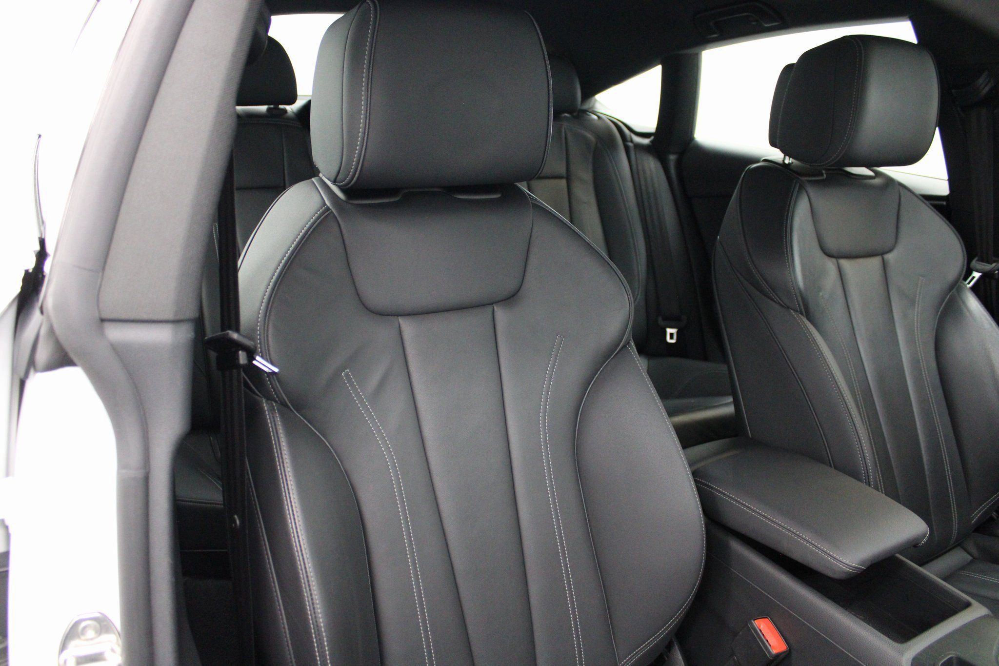 Used 2022 Audi A5 2.0T Premium image 32