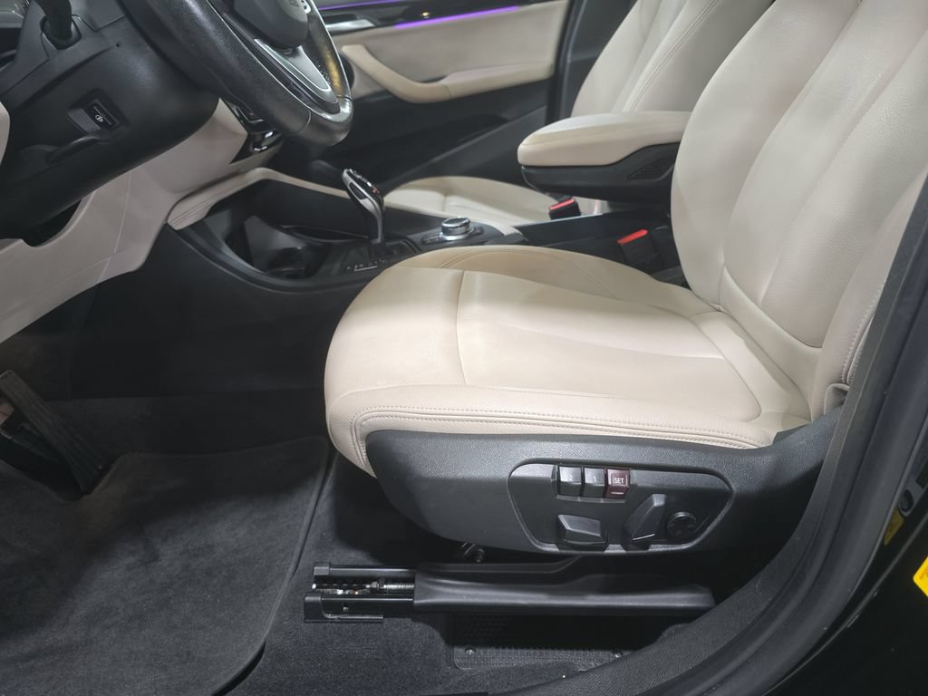 Used 2021 BMW X1 sDrive28i w/ Convenience Package FWD image 25
