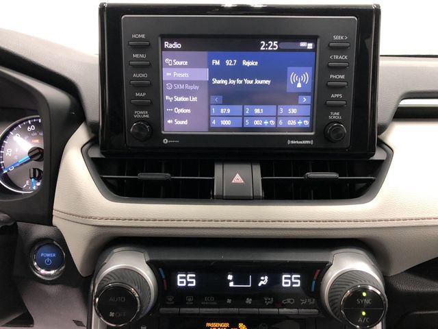 Used 2021 Toyota RAV4 XLE AWD/4WD image 20