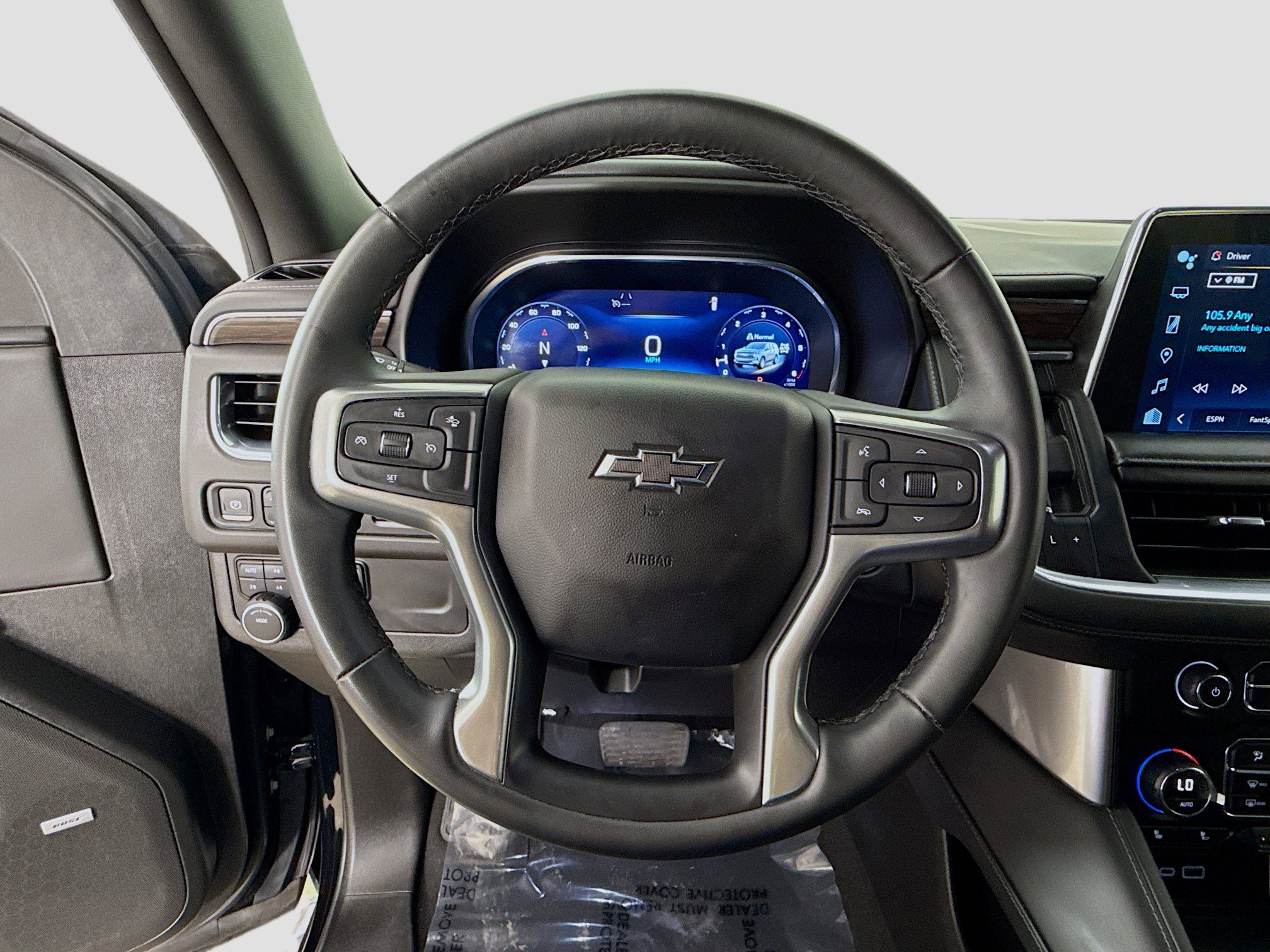 Used 2023 Chevrolet Tahoe Z71 AWD/4WD image 11