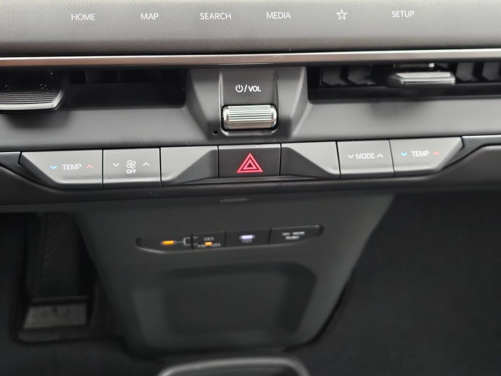 Certified 2024 Kia EV9 Wind AWD/4WD image 15