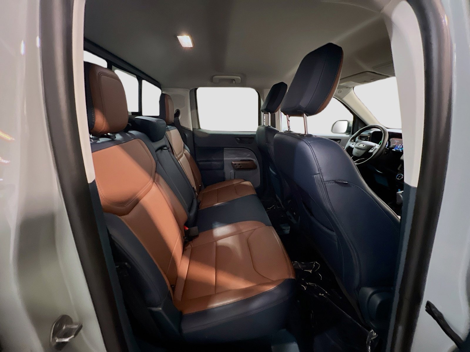 Used 2023 Ford Maverick Lariat w/ Lariat Luxury Package image 19