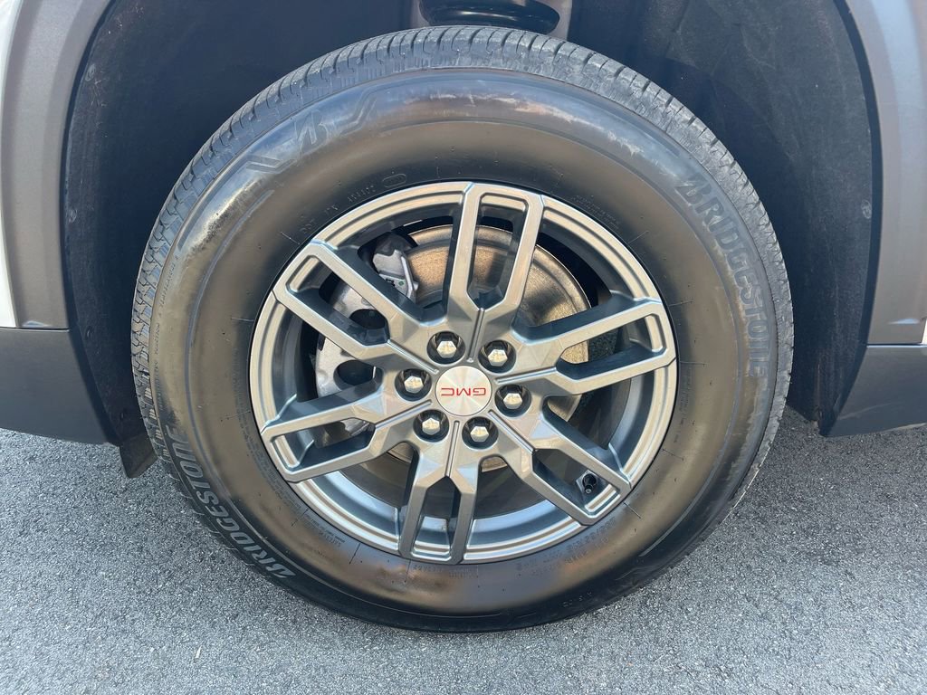 Used 2025 GMC Acadia Elevation FWD image 33