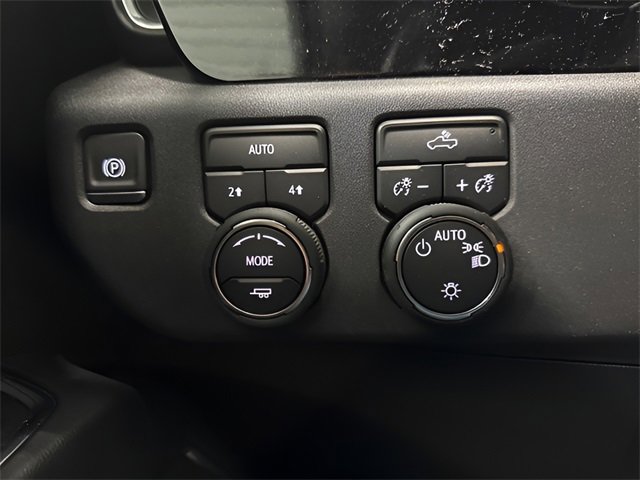 Used 2025 Chevrolet Silverado 1500 LT image 22