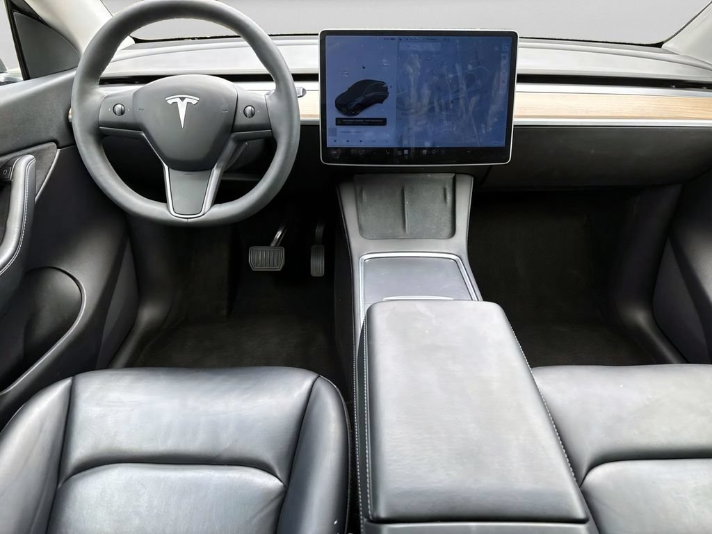 Used 2022 Tesla Model Y Long Range AWD/4WD image 9