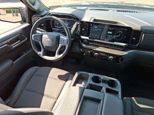 Used 2024 Chevrolet Silverado 1500 RST w/ Redline Edition AWD/4WD image 15