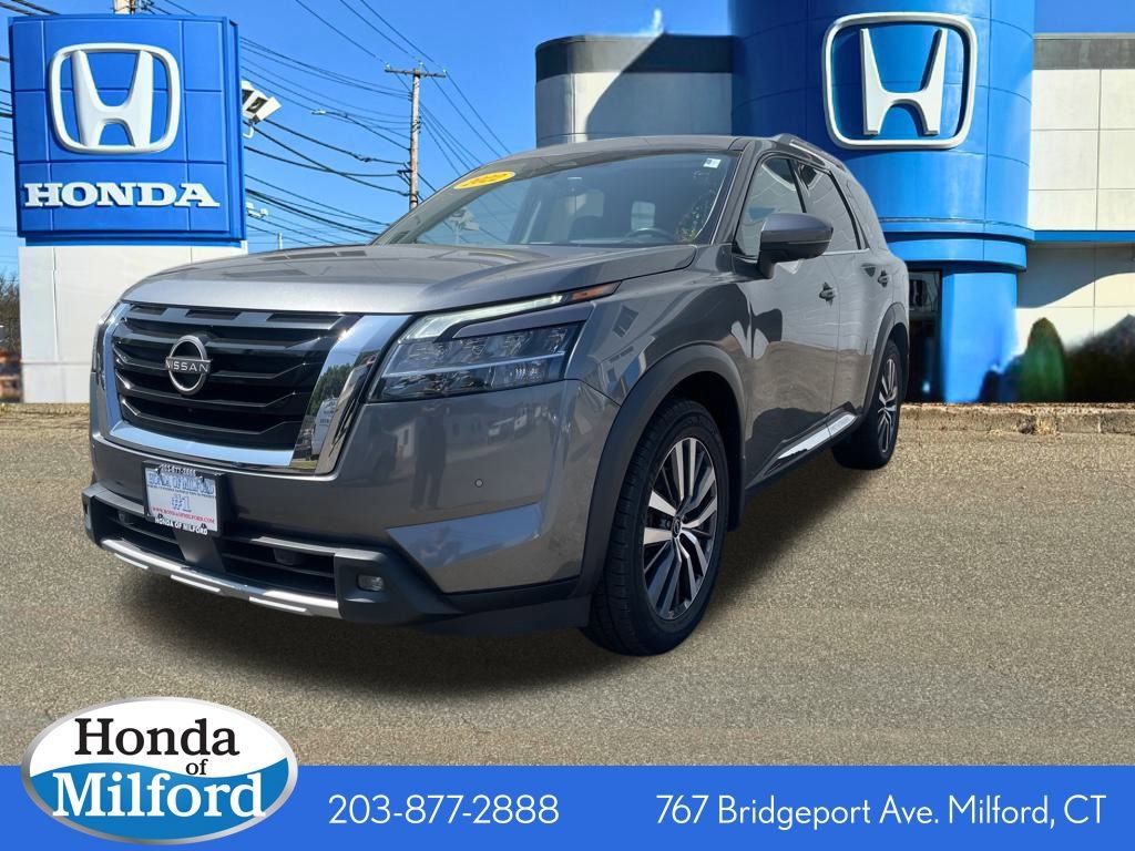 Used 2022 Nissan Pathfinder Platinum w/ Cargo Package