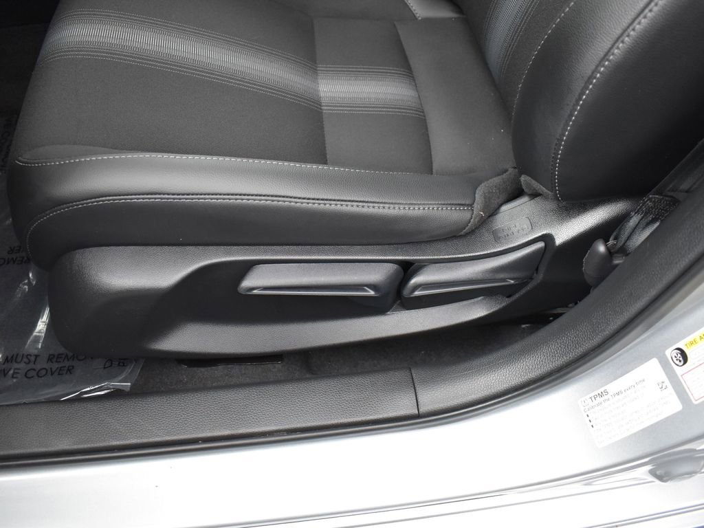 Used 2025 Honda Civic Sport image 11
