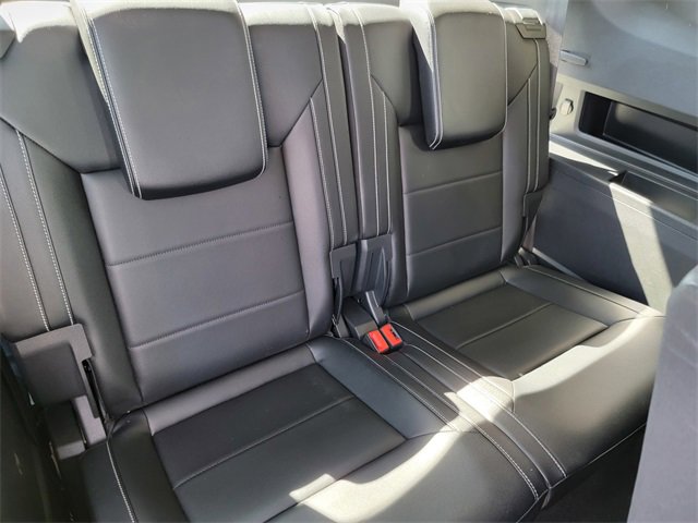Used 2022 Volkswagen Atlas SE w/ Black Wheel Package image 16