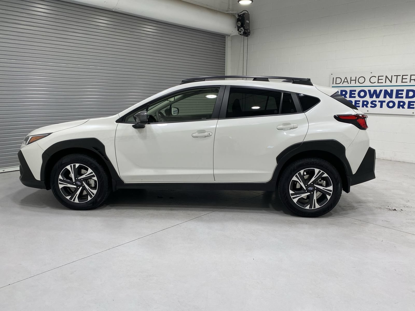 Used 2024 Subaru Crosstrek 2.0i Premium AWD/4WD image 5